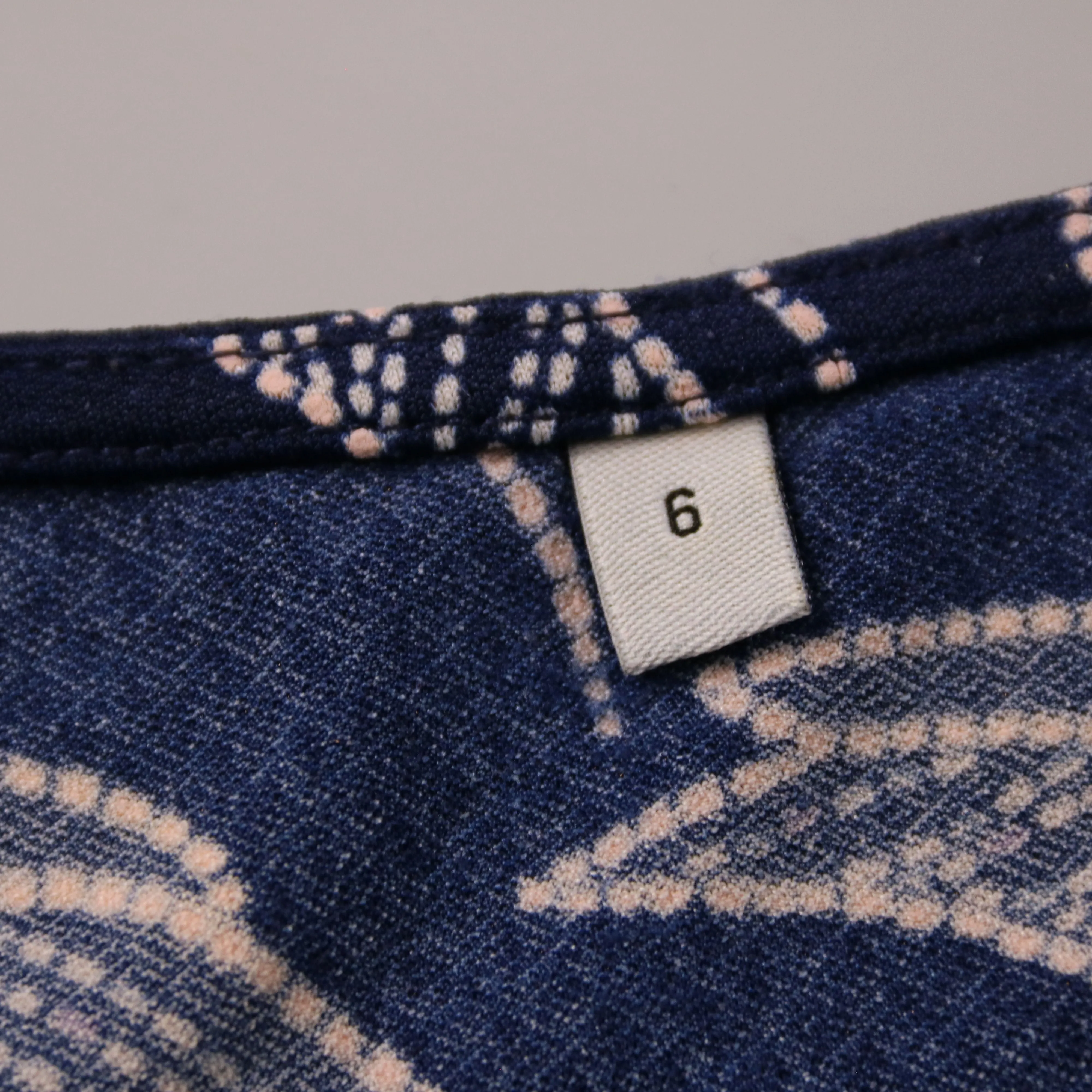250202962-b